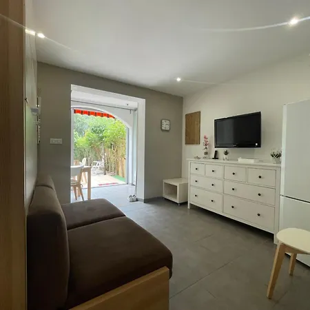 Charmant Studio * La Londe-les-Maures