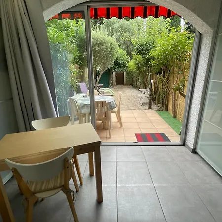 Lägenhet Charmant Studio La Londe-les-Maures